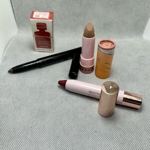 Make up bundle